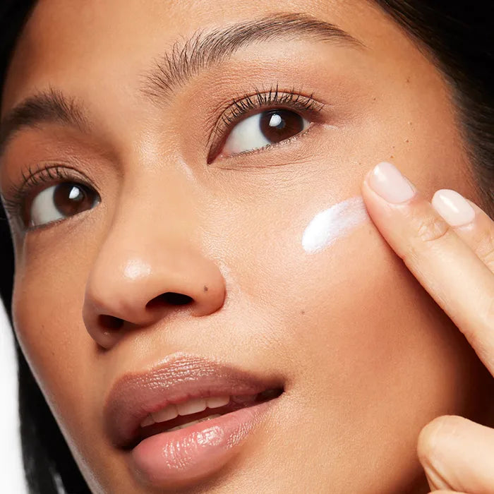 Ultra Facial Defense SPF50+