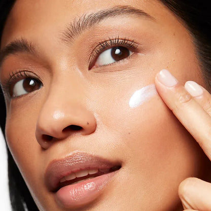 Ultra Facial Defense SPF50+