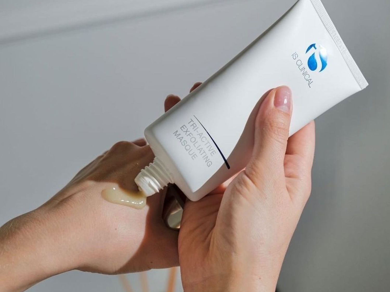 Tri-Active Exfoliating Masque